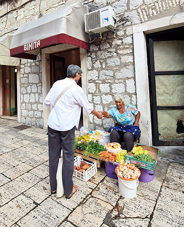 SPLIT PRODUCE