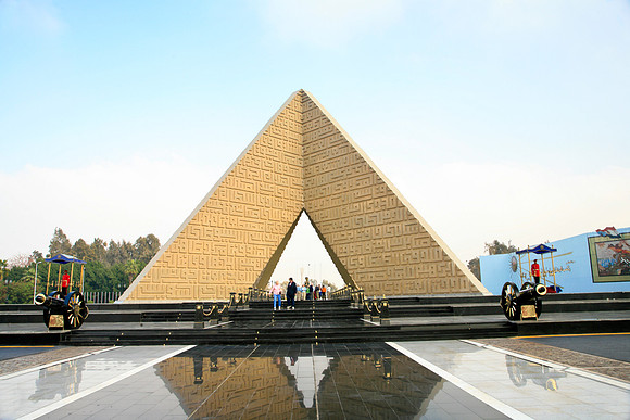 Sadat's and unknown soldiers Tomb